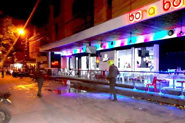 EKTAKTO – Πανικός σε κλαμπ στην Κολομβία – Πέταξαν χειροβομβίδες μέσα στον κόσμο! 40 τραυματίες (Bίντεο)